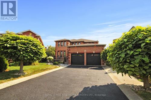 49 Iona Crescent, Vaughan, ON - Outdoor