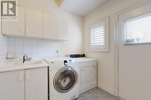 49 Iona Crescent, Vaughan, ON - Indoor Photo Showing Laundry Room