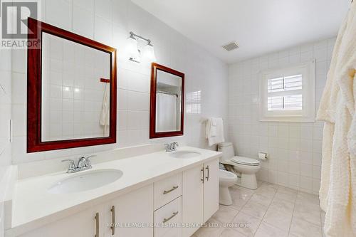 49 Iona Crescent, Vaughan, ON - Indoor Photo Showing Bathroom