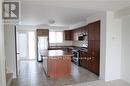 7 - 5100 Plantation Place, Mississauga, ON  - Indoor Photo Showing Kitchen 