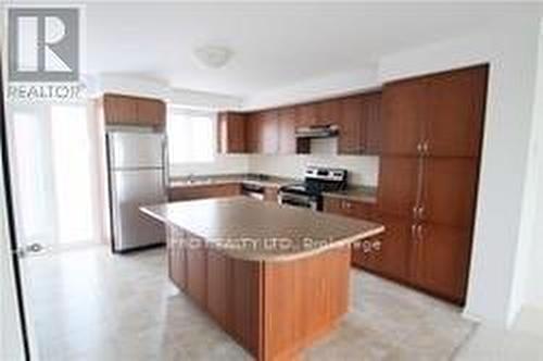 7 - 5100 Plantation Place, Mississauga, ON - Indoor Photo Showing Kitchen With Double Sink