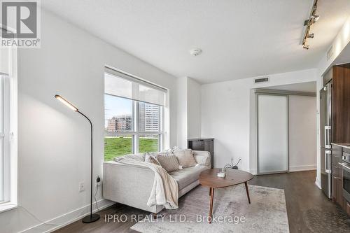 304 - 7 Mabelle Avenue, Toronto (Islington-City Centre West), ON - Indoor Photo Showing Living Room