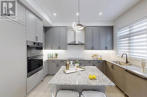 14 Settlers Road E, Oakville, ON - Indoor Photo Showing Kitchen With Stainless Steel Kitchen With Upgraded Kitchen