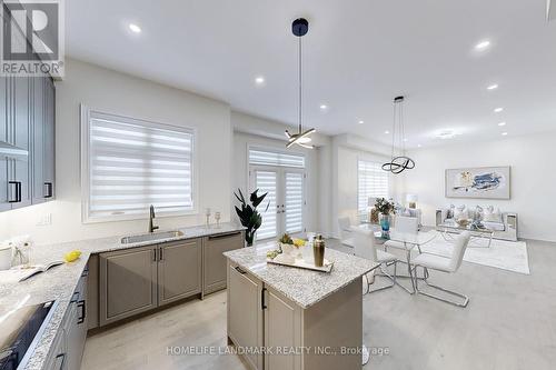 14 Settlers Road E, Oakville, ON - Indoor Photo Showing Kitchen With Upgraded Kitchen