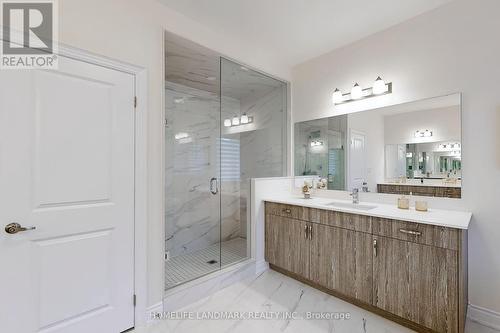 14 Settlers Road E, Oakville, ON - Indoor Photo Showing Bathroom