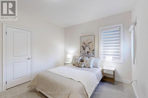 14 Settlers Road E, Oakville, ON - Indoor Photo Showing Bedroom