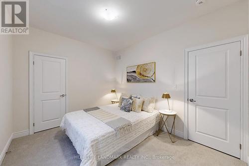 14 Settlers Road E, Oakville, ON - Indoor Photo Showing Bedroom