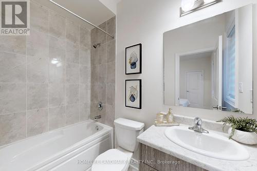 14 Settlers Road E, Oakville, ON - Indoor Photo Showing Bathroom