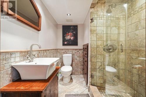 1284 Elgin Crescent, Oakville (Iroquois Ridge South), ON - Indoor Photo Showing Bathroom