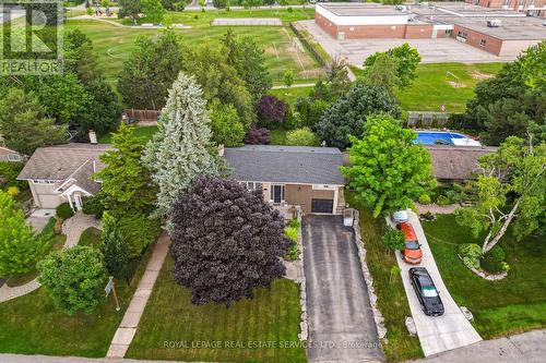 1284 Elgin Crescent, Oakville (Iroquois Ridge South), ON - Outdoor