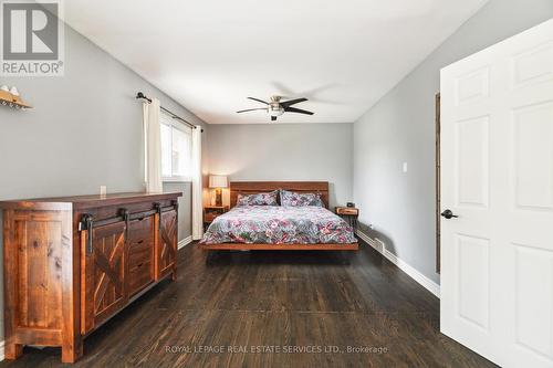 1284 Elgin Crescent, Oakville (Iroquois Ridge South), ON - Indoor Photo Showing Bedroom