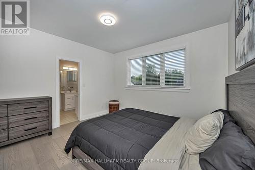 556 Shoreway Drive, Ottawa, ON - Indoor Photo Showing Bedroom