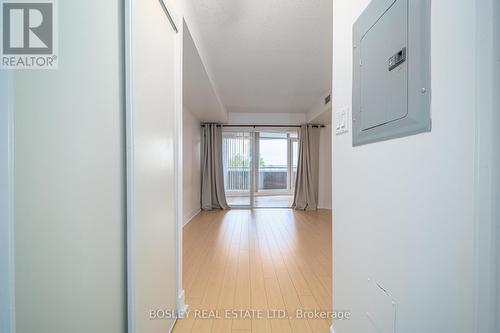 318 - 550 Queens Quay W, Toronto (Waterfront Communities), ON - Indoor Photo Showing Other Room