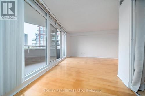 318 - 550 Queens Quay W, Toronto (Waterfront Communities), ON - Indoor Photo Showing Other Room