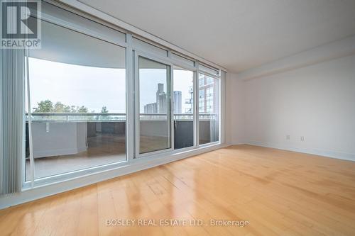 318 - 550 Queens Quay W, Toronto (Waterfront Communities), ON - Indoor Photo Showing Other Room