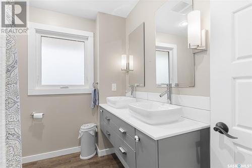 107 Prairie Drive, Aberdeen Rm No. 373, SK - Indoor Photo Showing Bathroom