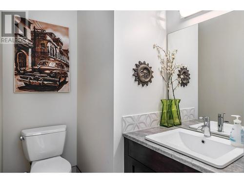 1170 Brant Avenue Unit# 12, Kelowna, BC - Indoor Photo Showing Bathroom