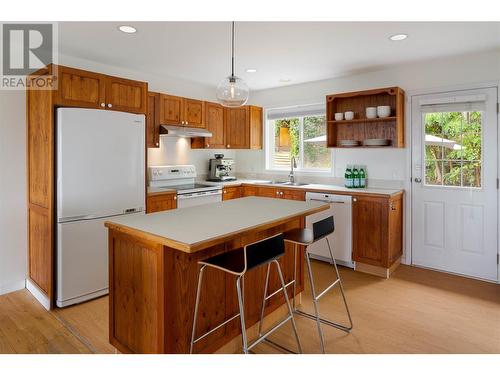 3640 Webber Road, West Kelowna, BC - Indoor Photo Showing Kitchen With Double Sink