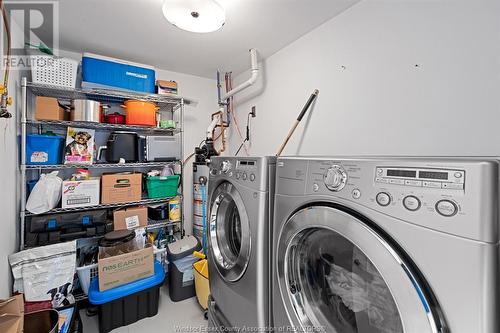 2175 Wyandotte Street East Unit# 304, Windsor, ON - Indoor Photo Showing Laundry Room