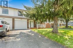 1073 ELMLEA DRIVE  Ottawa, ON K1J 6W3