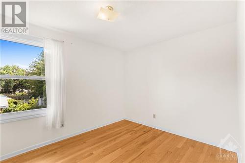 1073 Elmlea Drive, Ottawa, ON - Indoor Photo Showing Other Room