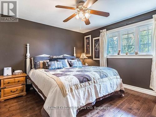 936125 Airport Road N, Mulmur, ON - Indoor Photo Showing Bedroom