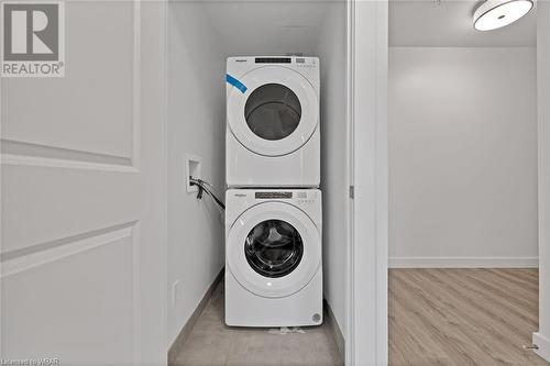 50 Grand Avenue S Unit# 801, Cambridge, ON - Indoor Photo Showing Laundry Room