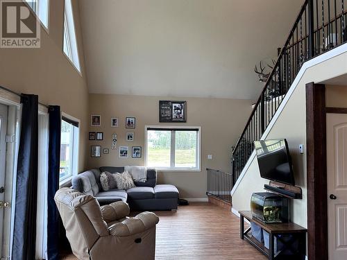 6 Landry Road, Dawson Creek, BC - Indoor Photo Showing Living Room