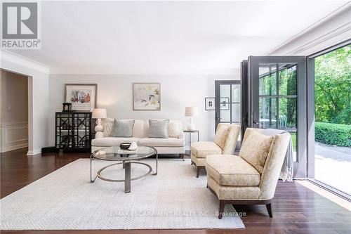 360 North Shore Boulevard E, Burlington (Lasalle), ON - Indoor Photo Showing Living Room