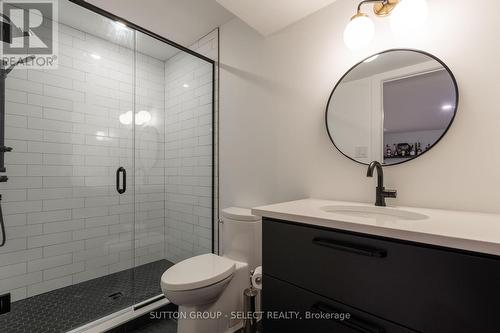 3471 Grand Oak Cross, London, ON - Indoor Photo Showing Bathroom