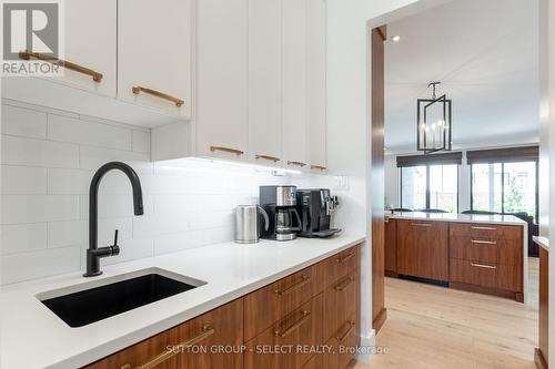 3471 Grand Oak Cross, London, ON - Indoor Photo Showing Kitchen