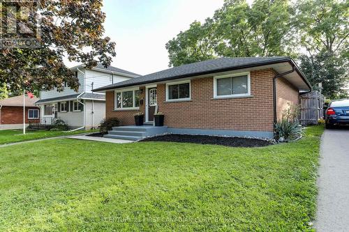 149 Fyfe Avenue, Woodstock, ON - Outdoor