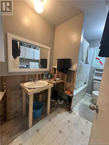 48 Bayberry, Fredericton, NB - Indoor Photo Showing Bathroom