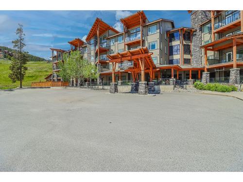 105 - 400 Stemwinder Drive, Kimberley, BC - Outdoor With Facade