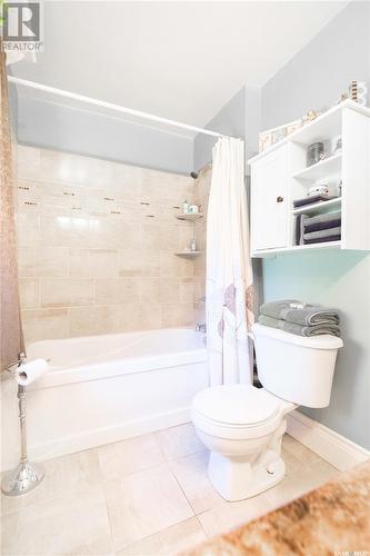 1140 Garnet Street, Regina, SK - Indoor Photo Showing Bathroom