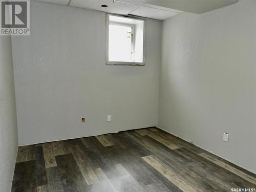 873 4Th Avenue Ne, Moose Jaw, SK - Indoor Photo Showing Other Room