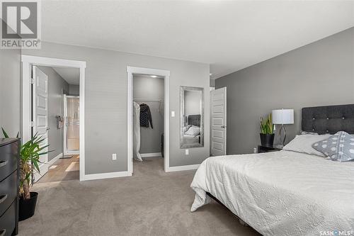 442 Secord Way, Saskatoon, SK - Indoor Photo Showing Bedroom