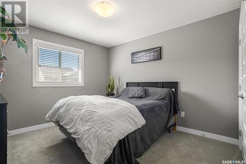 442 Secord Way, Saskatoon, SK - Indoor Photo Showing Bedroom