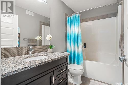 442 Secord Way, Saskatoon, SK - Indoor Photo Showing Bathroom