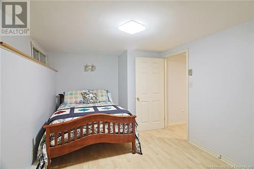 7054 Route 102, Dumfries, NB - Indoor Photo Showing Bedroom