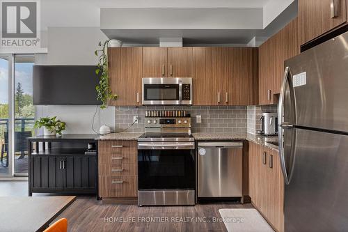 229 - 11611 Yonge Street E, Richmond Hill (Jefferson), ON - Indoor Photo Showing Kitchen