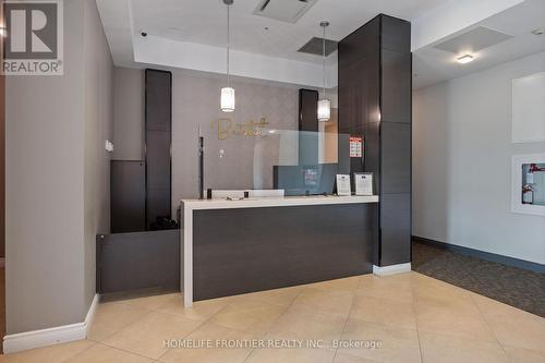 229 - 11611 Yonge Street E, Richmond Hill (Jefferson), ON - Indoor Photo Showing Kitchen