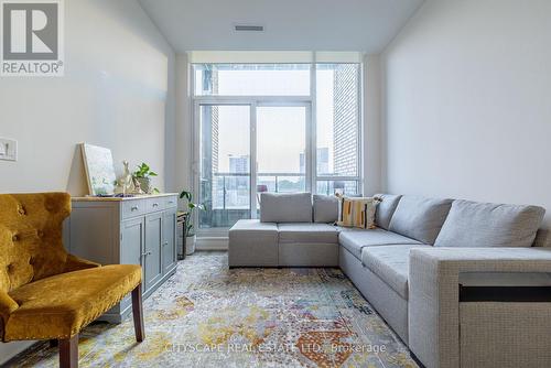 304 - 10 Gibbs Road, Toronto, ON - Indoor Photo Showing Living Room