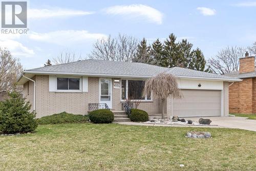 890 Wallace Avenue, Windsor, ON - Outdoor