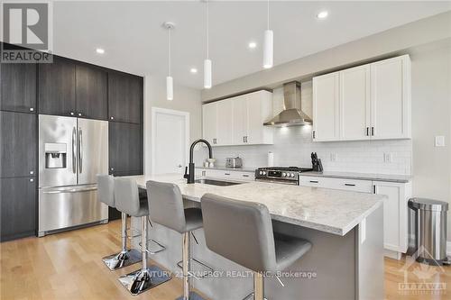 4530 Kelly Farm Drive, Ottawa, ON - Indoor Photo Showing Kitchen With Upgraded Kitchen