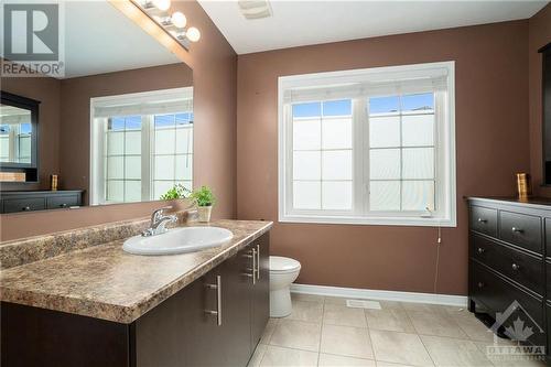 194 Camden Private, Ottawa, ON - Indoor Photo Showing Bathroom