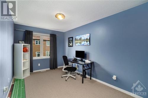 194 Camden Private, Ottawa, ON - Indoor Photo Showing Office