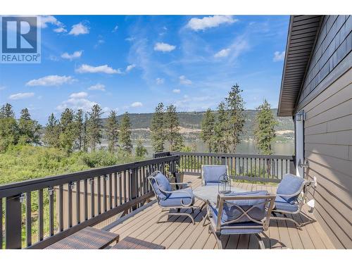 4511 Crawford Road, Lake Country, BC - Outdoor With Deck Patio Veranda With Exterior