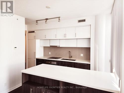 2408 - 8 Mercer Street, Toronto (Waterfront Communities), ON - Indoor Photo Showing Kitchen