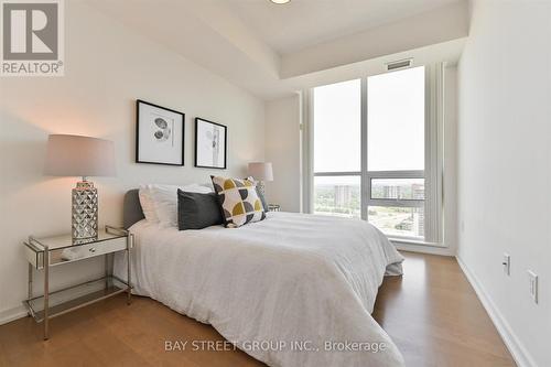 2202 - 70 Forest Manor Road, Toronto (Henry Farm), ON - Indoor Photo Showing Bedroom